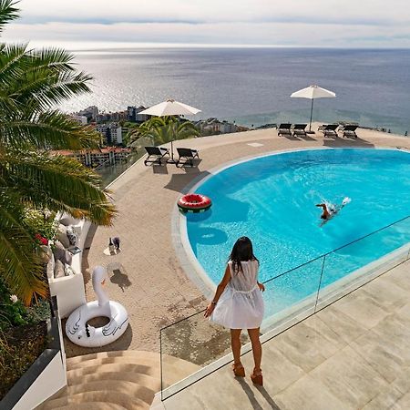 Sky Villa By An Island Apart 푼샬 외부 사진