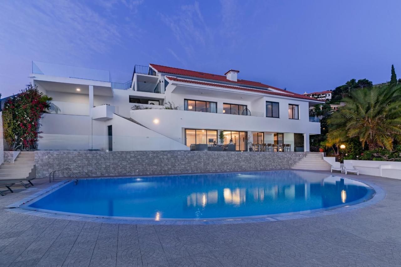 Sky Villa By An Island Apart 푼샬 외부 사진